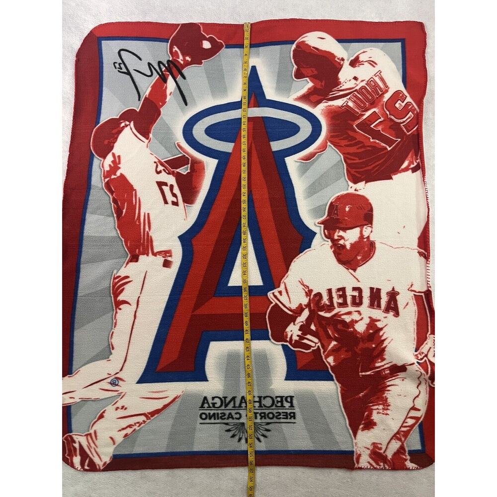 Mike Trout Angels Fleece Throw Blanket 56x46 Red MLB Stadium Giveaway - Picture 3 of 15